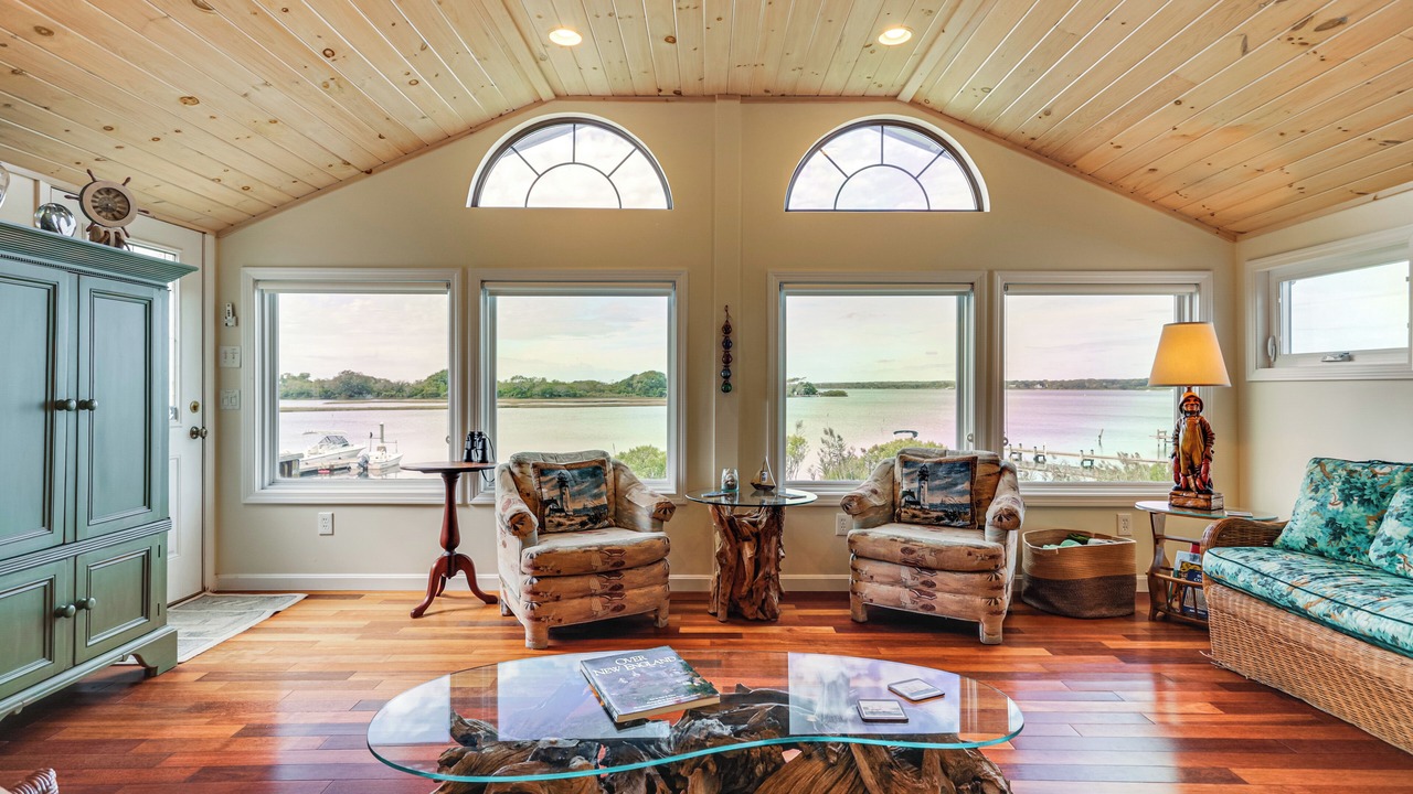 Photo of Others in Charlestown