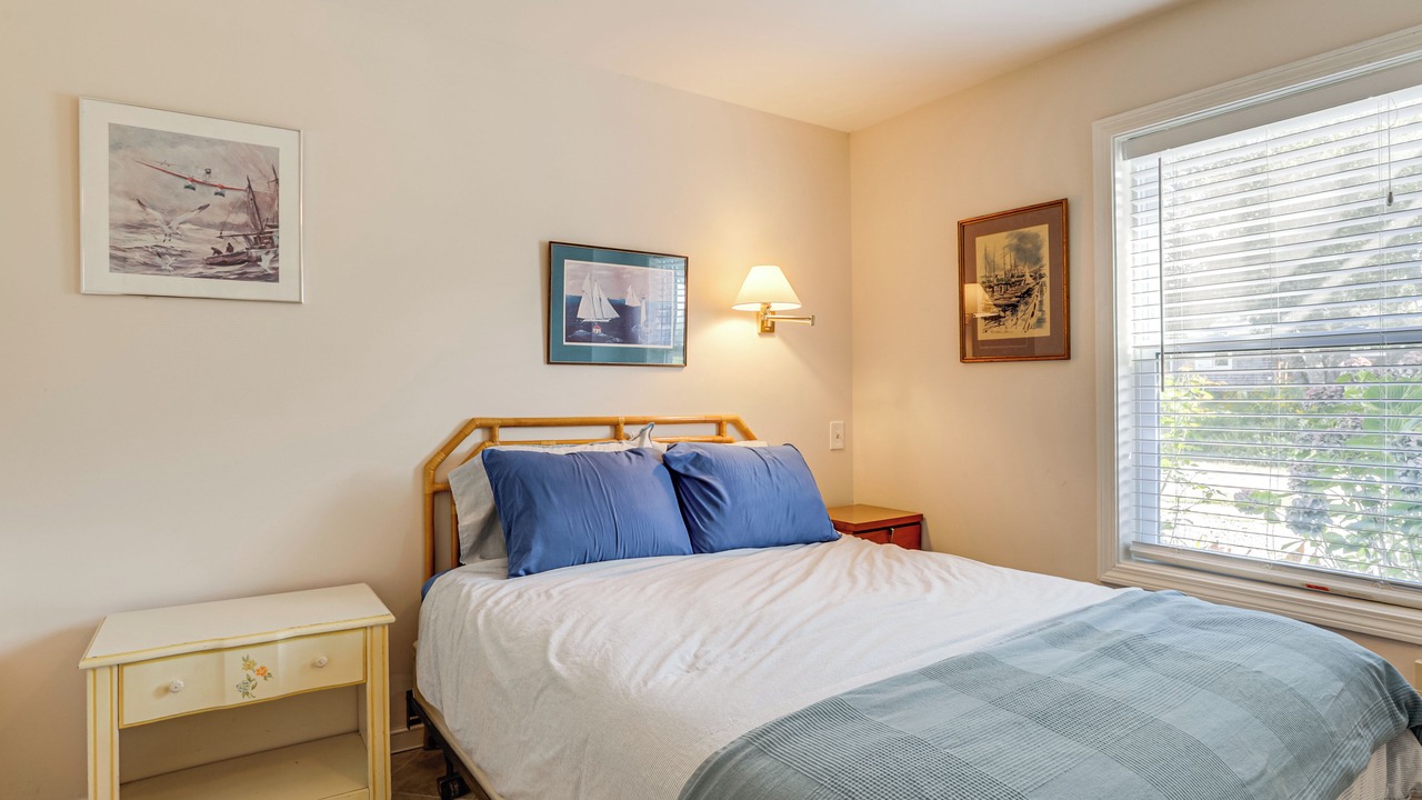 Photo of Others in Charlestown