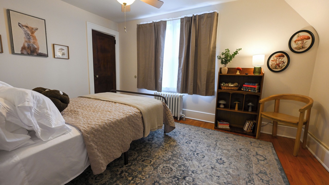 Photo of Bedroom in Hyde Park