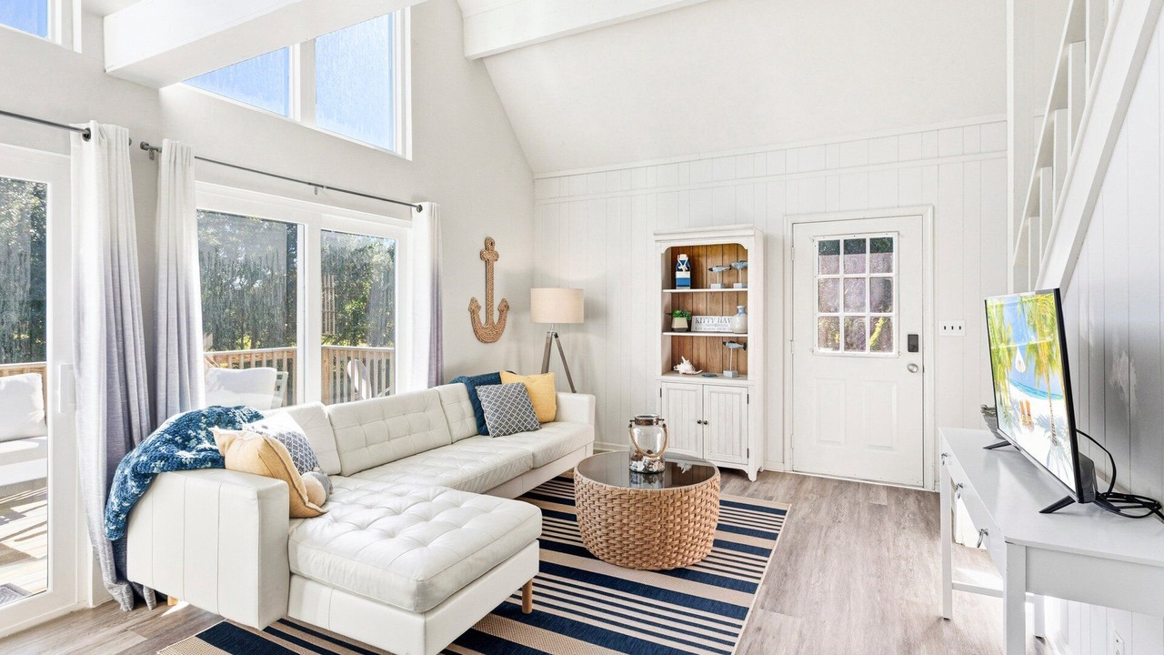 Photo of Livingroom in Sea Scape
