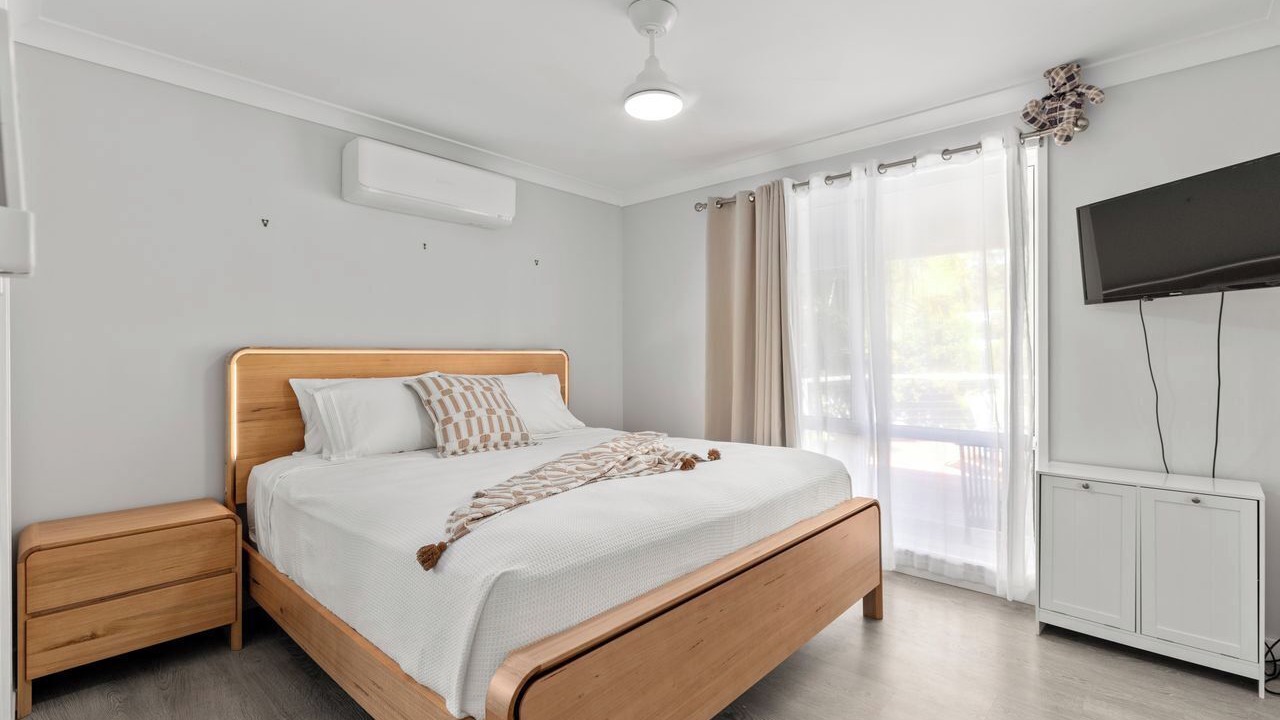 Photo of Bedroom in Emerald Beach