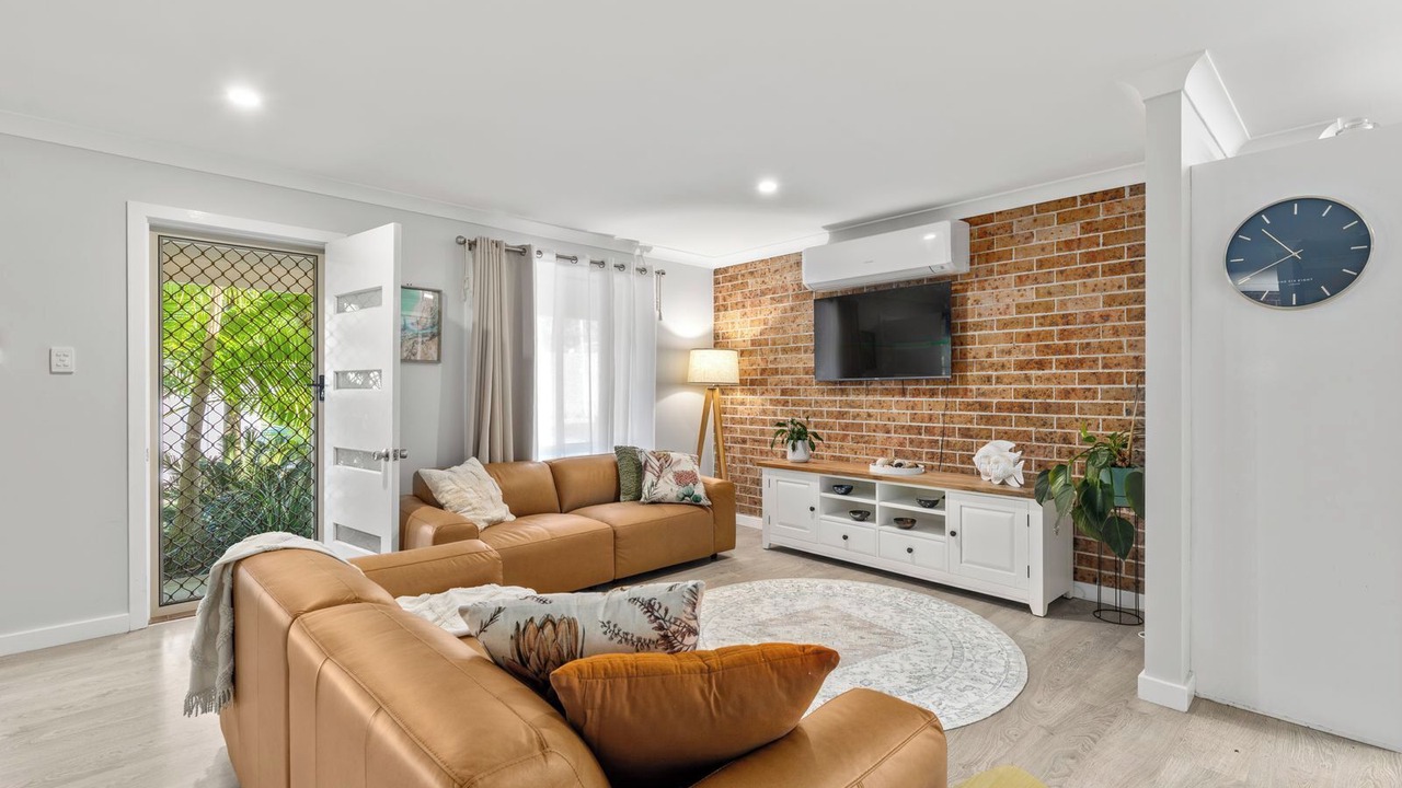 Photo of Livingroom in Emerald Beach