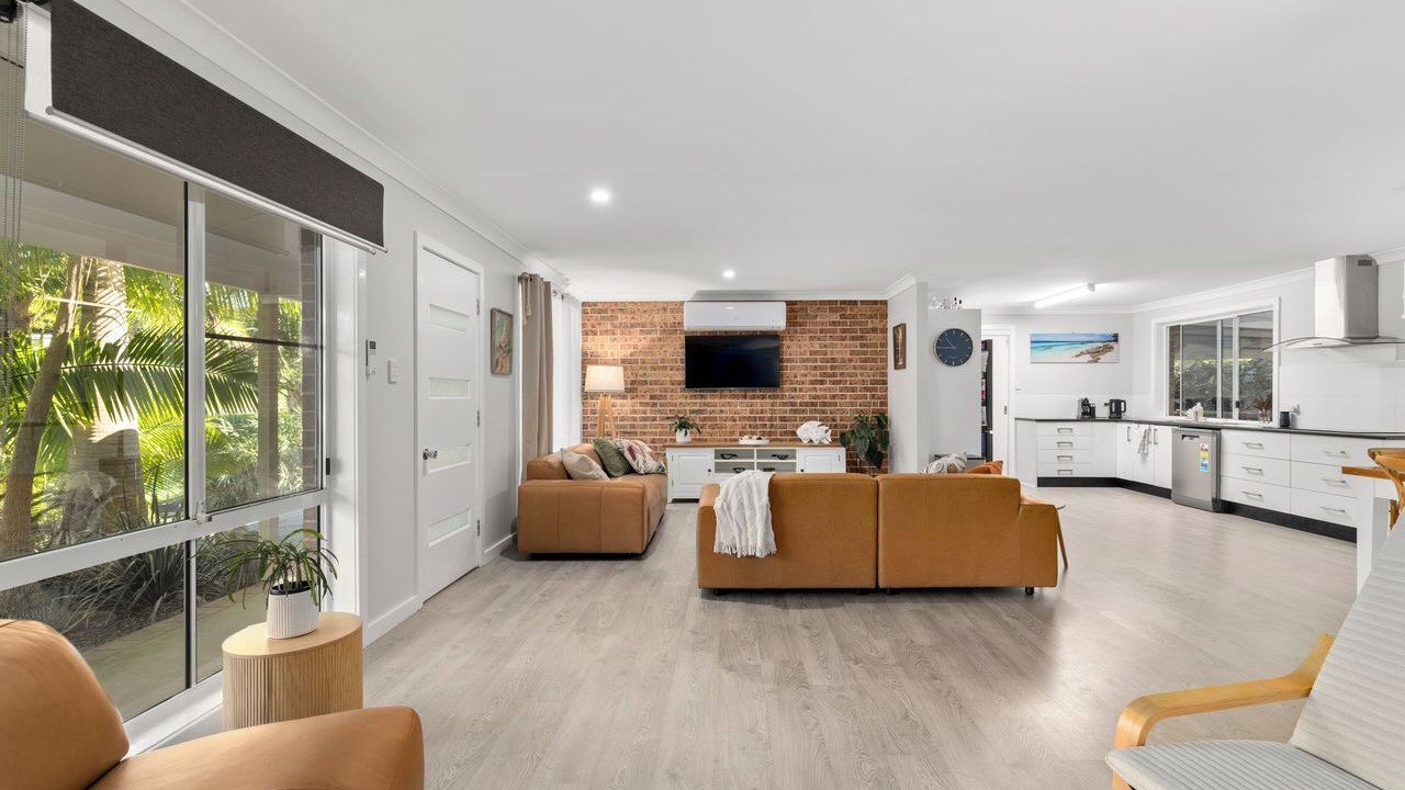 Photo of Livingroom in Emerald Beach