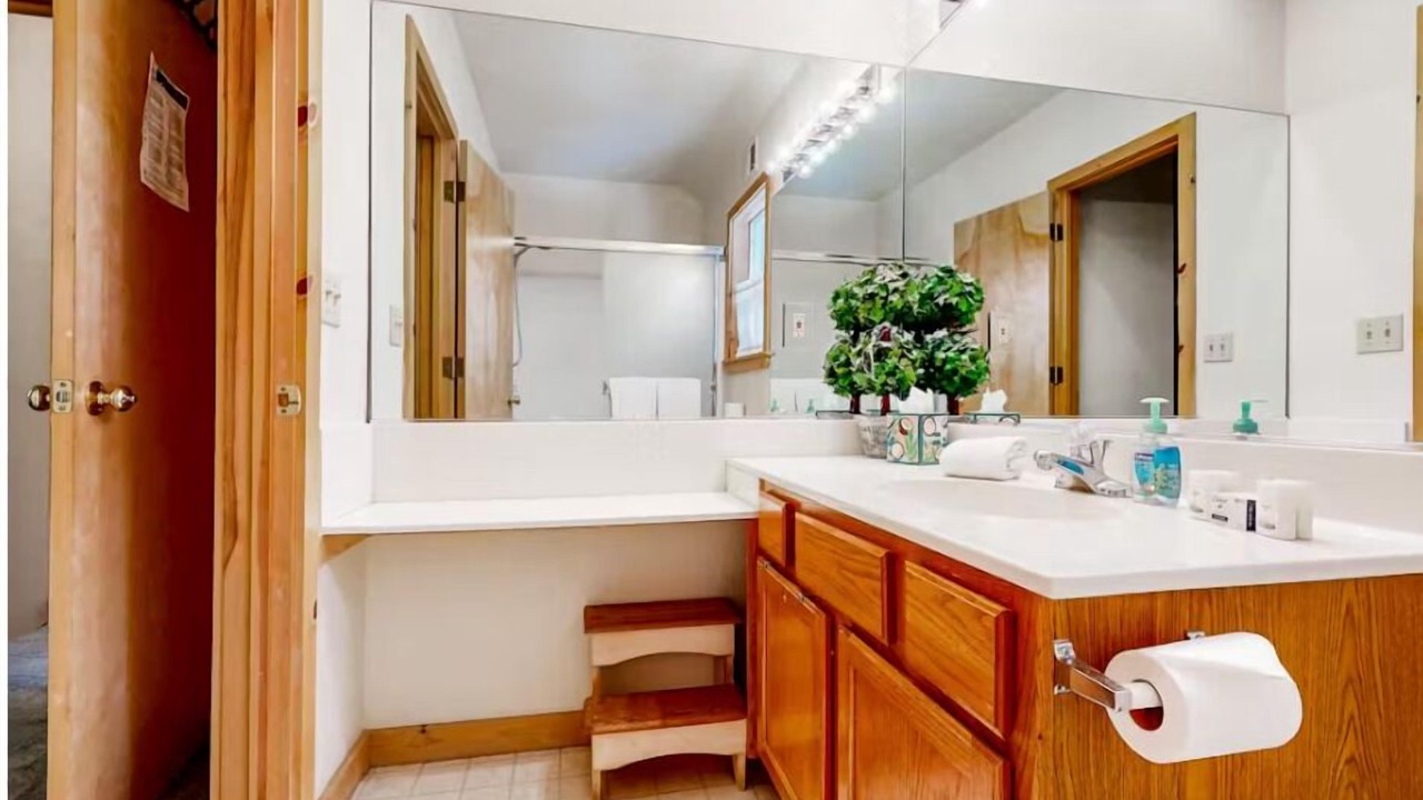 Photo of Bathroom in Tahoe Pines