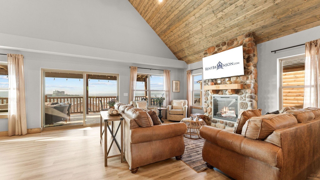 Photo of Livingroom in Table Rock