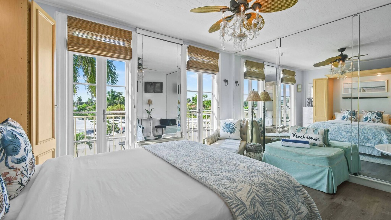 Photo of Bedroom in Palm Beach