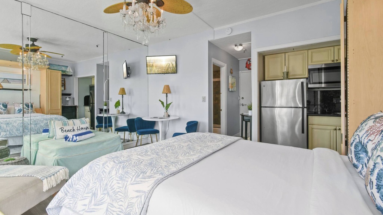 Photo of Bedroom in Palm Beach