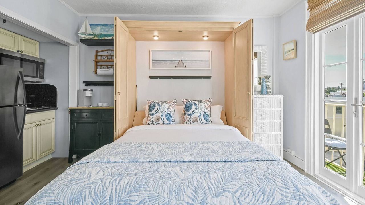 Photo of Bedroom in Palm Beach