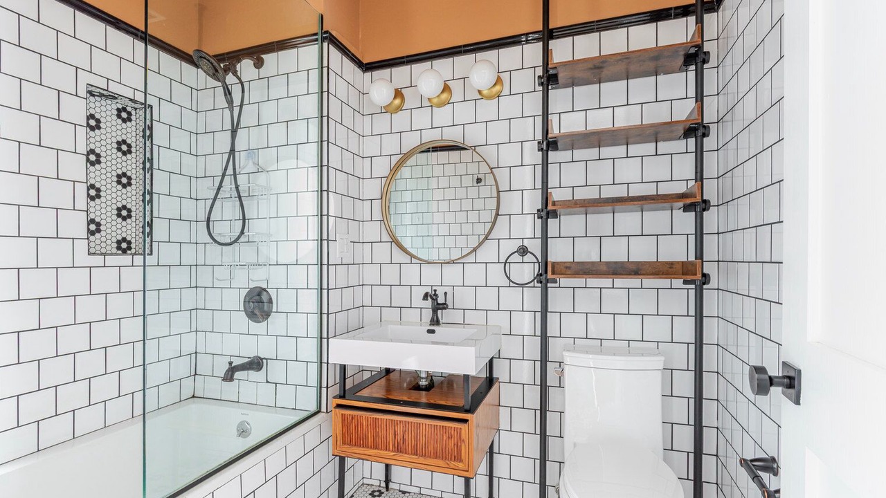 Photo of Bathroom in Williamsburg