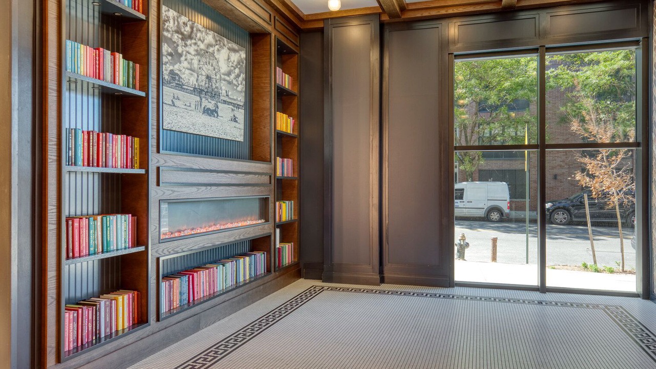 Photo of Others in Williamsburg