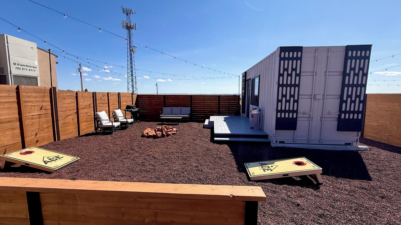 Photo of Patio Balcony in Hildale