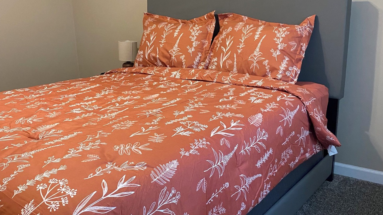 Photo of Bedroom in Jefferson City
