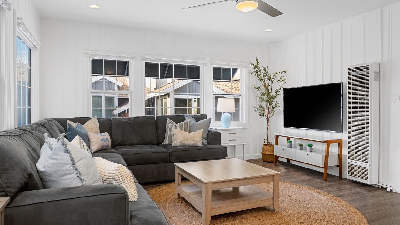 Photo of Livingroom in Huntington Beach