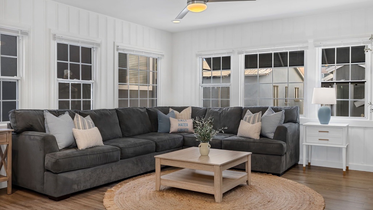 Photo of Livingroom in Huntington Beach
