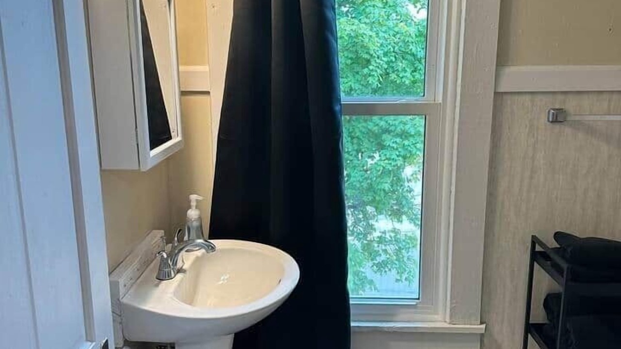 Photo of Bathroom in Bellefontaine