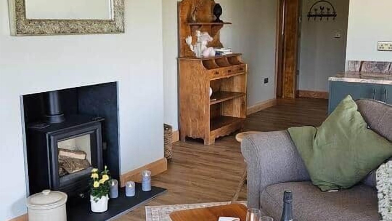 Photo of Livingroom in Devizes