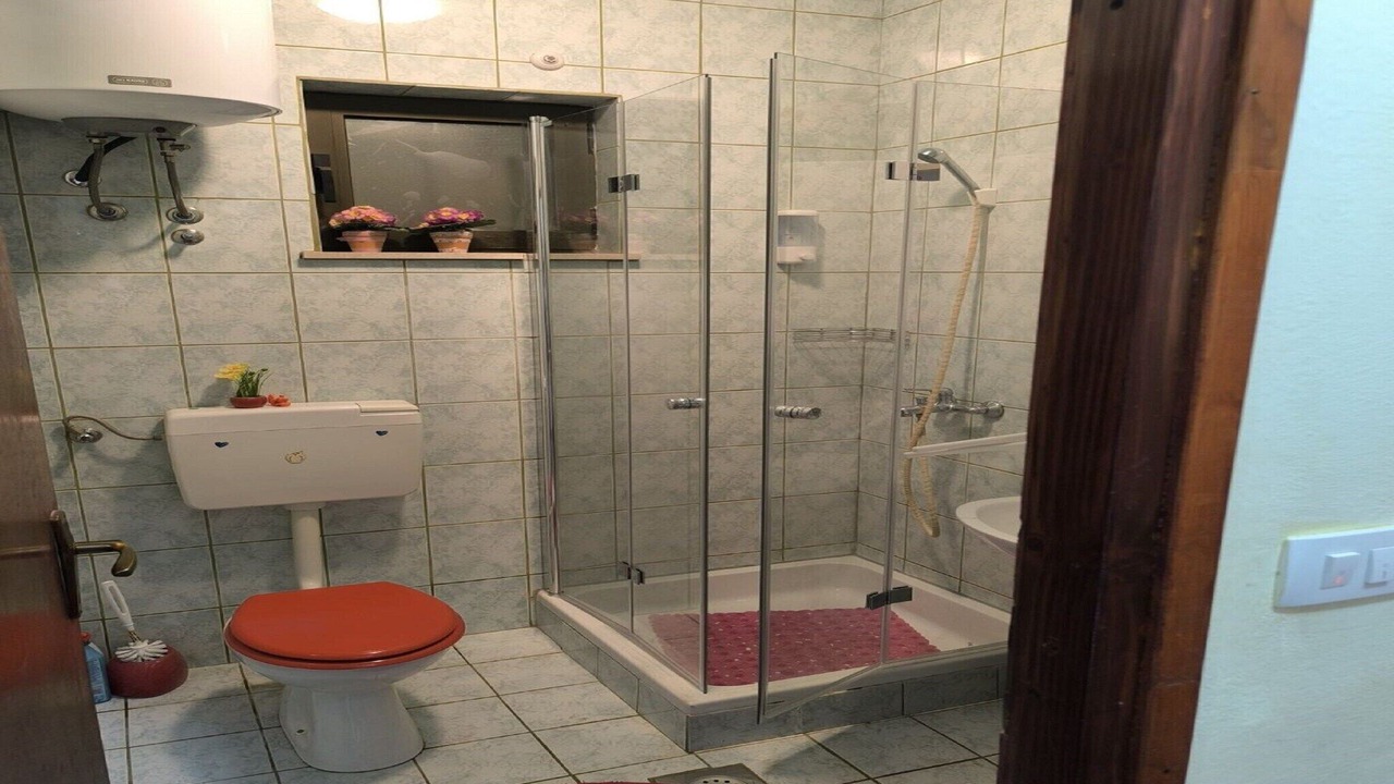 Photo of Bathroom in Kneza