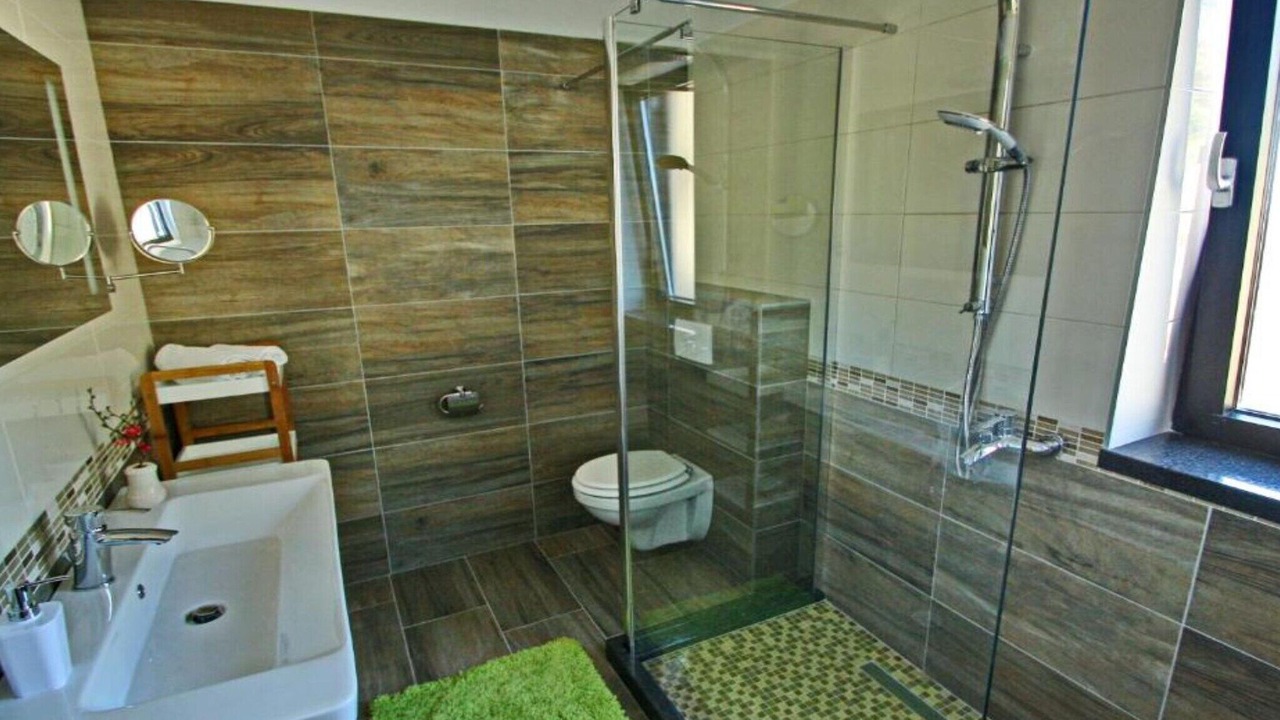 Photo of Bathroom in Blato