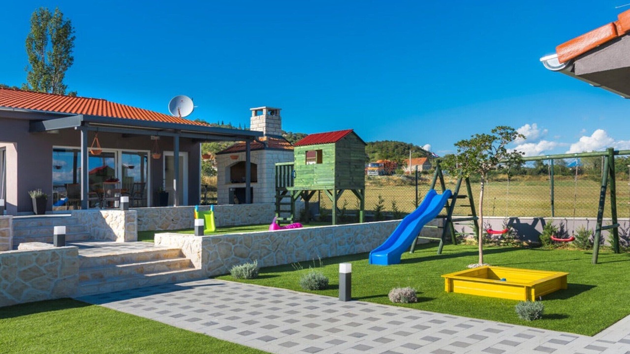 Photo of Outdoor in Drnis