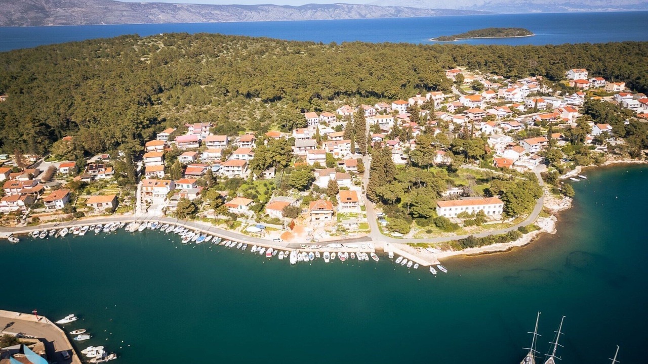 Photo of Others in Vrboska