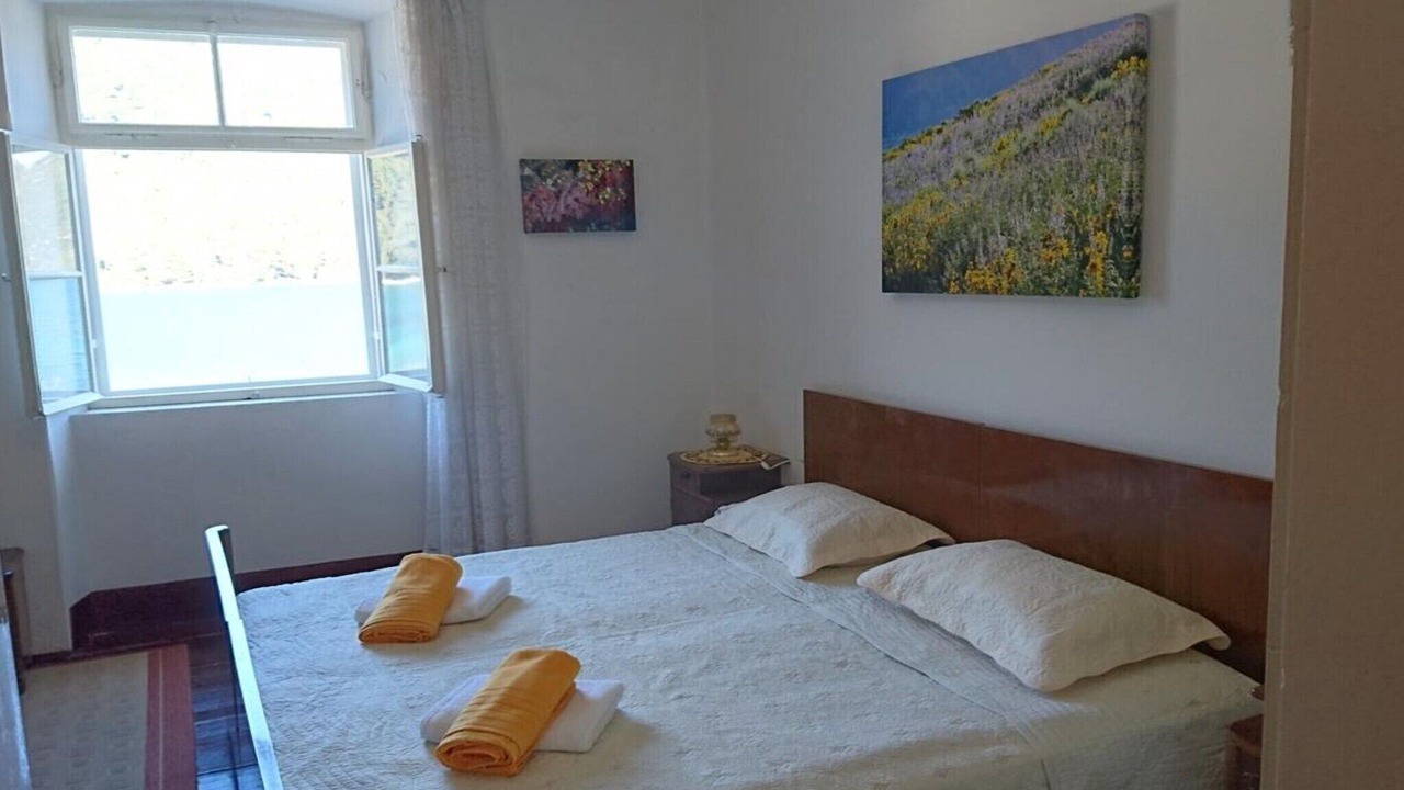 Photo of Others in Broce
