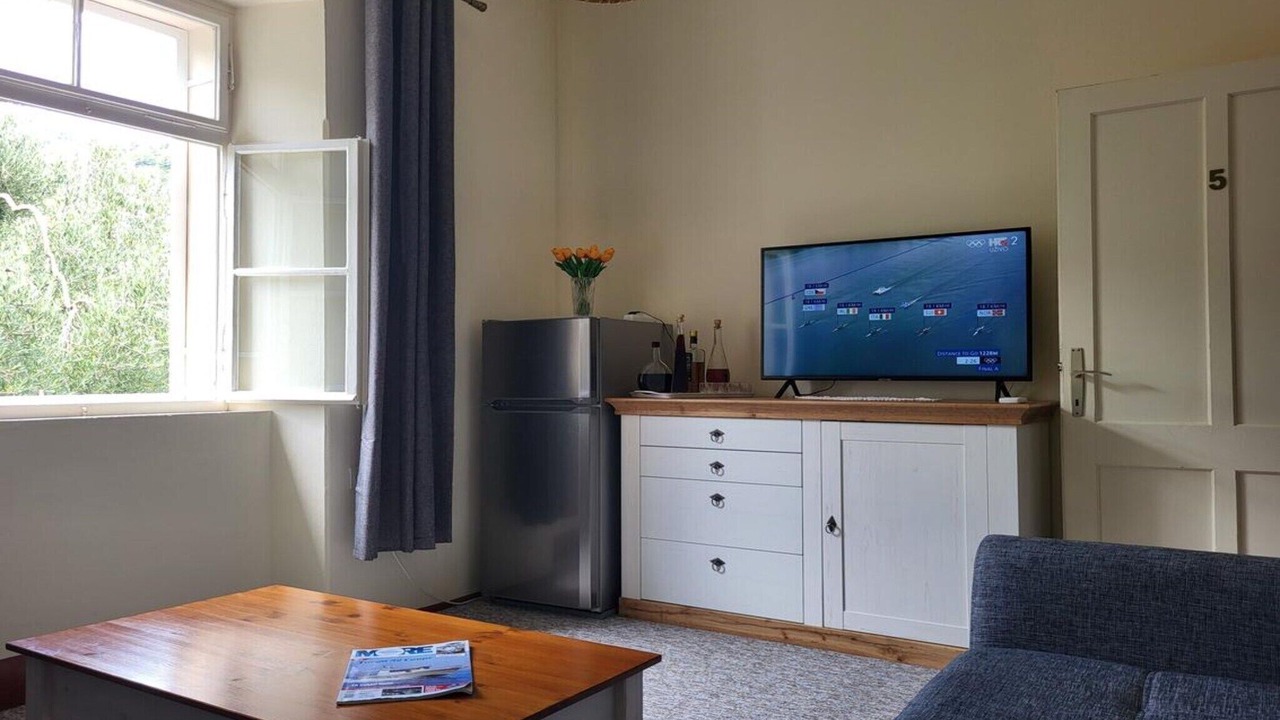 Photo of Livingroom in Broce