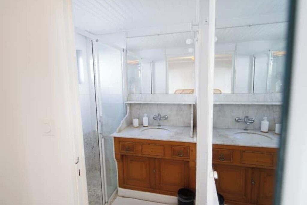 Photo of Bathroom in Le Grand Large