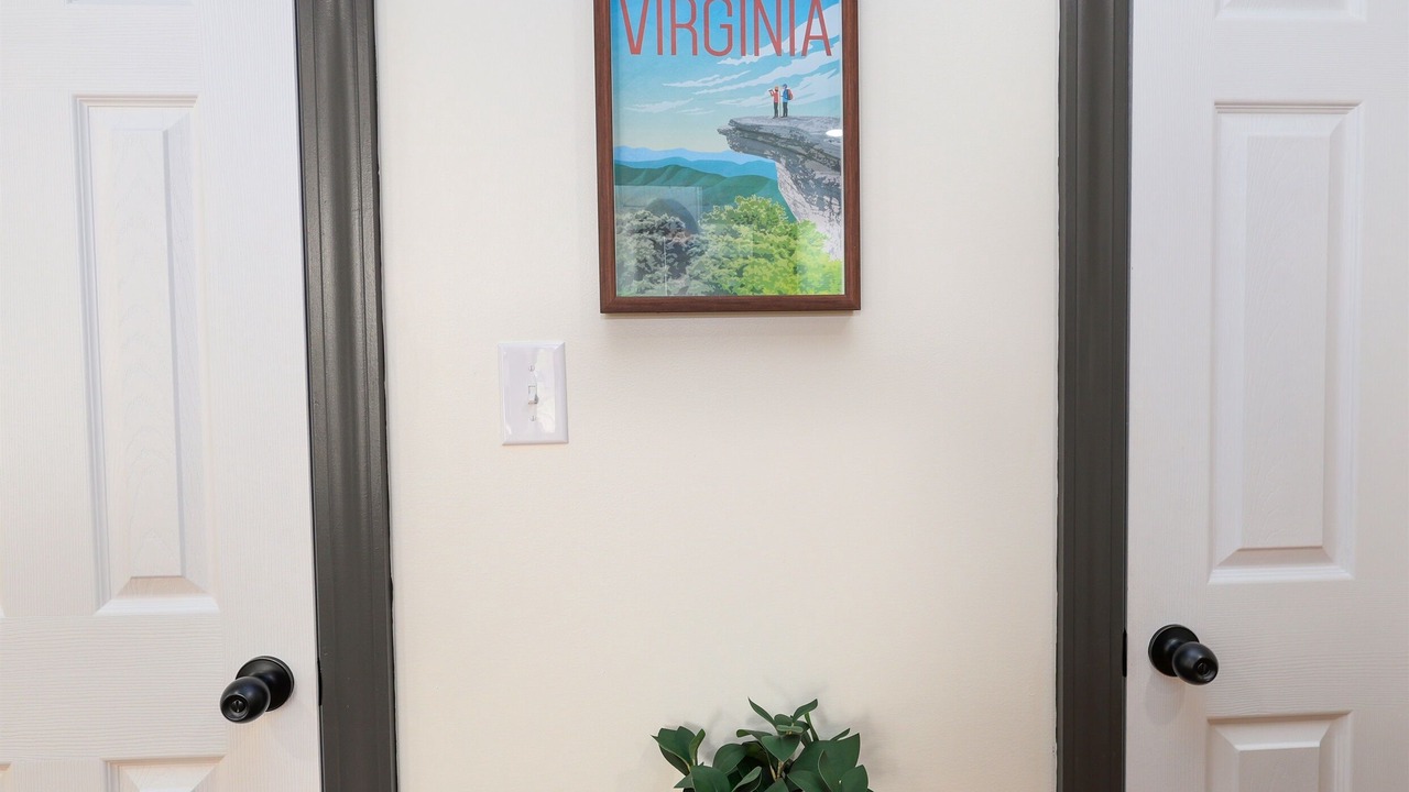 Photo of Livingroom in Bassett