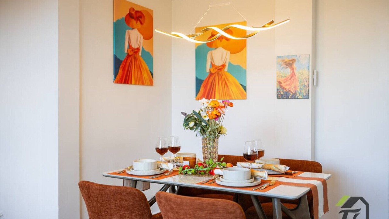 Photo of Others in Chippendale