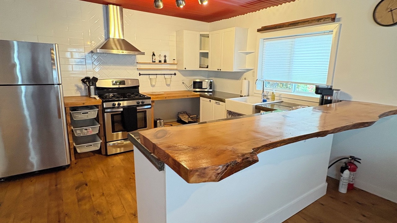 Photo of Kitchen in Vanier North