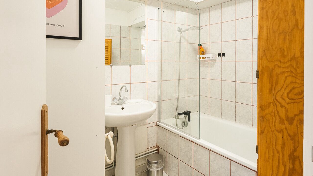 Photo of Bathroom in Etampes