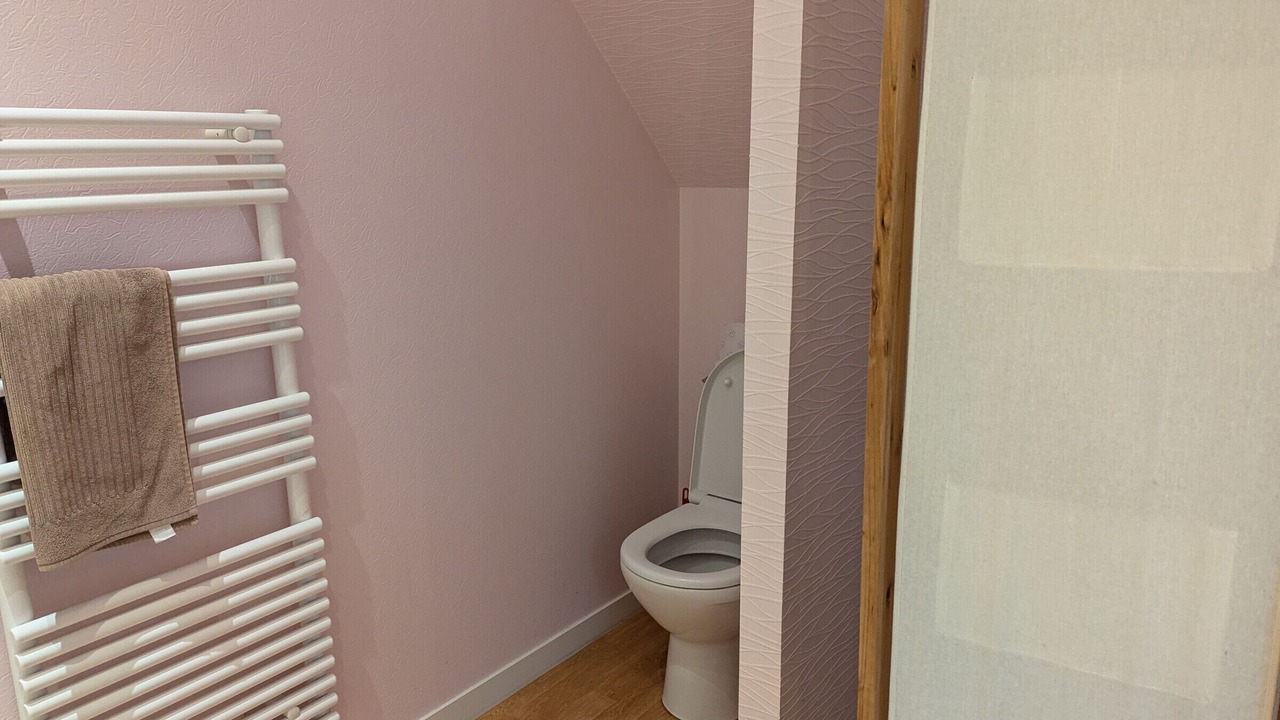 Photo of Bathroom in Vennecy