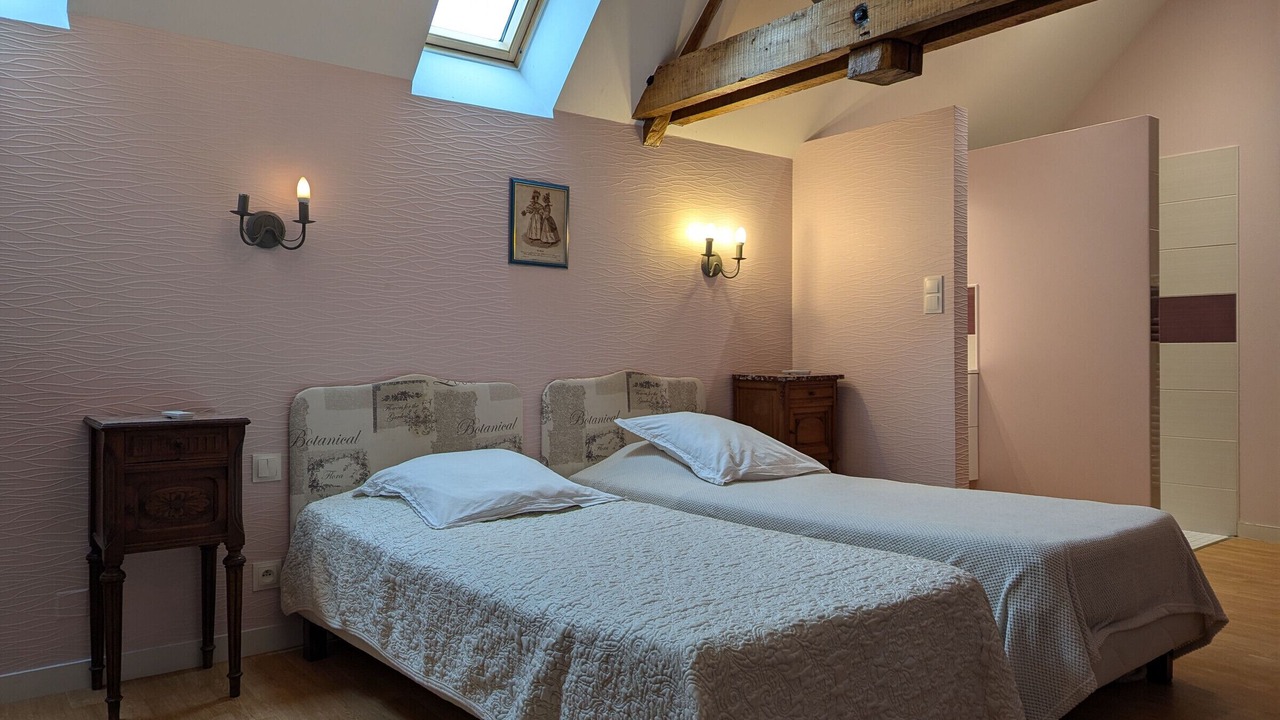Photo of Bedroom in Vennecy