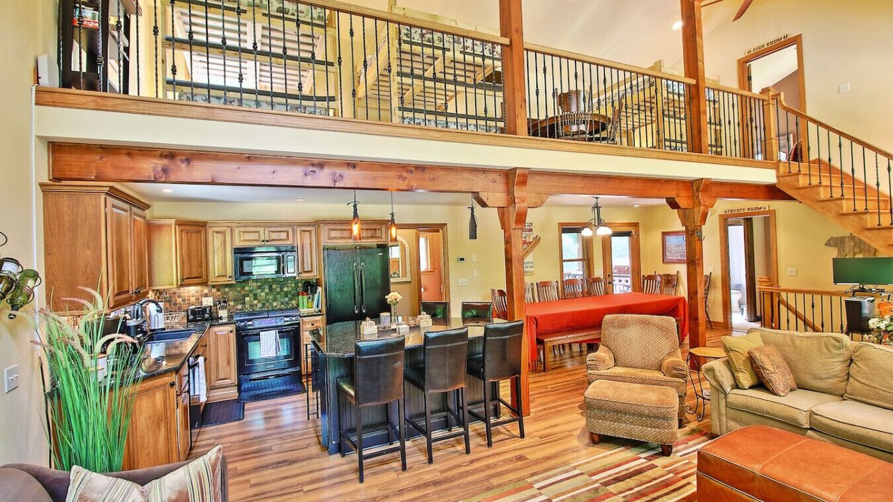 Photo of Livingroom in Ellicottville