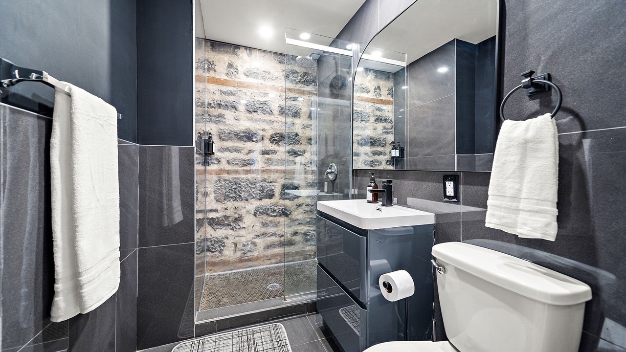 Photo of Bathroom in Latin Quarter