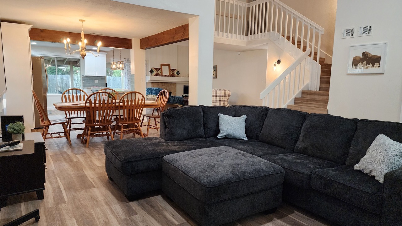 Photo of Livingroom in Louetta
