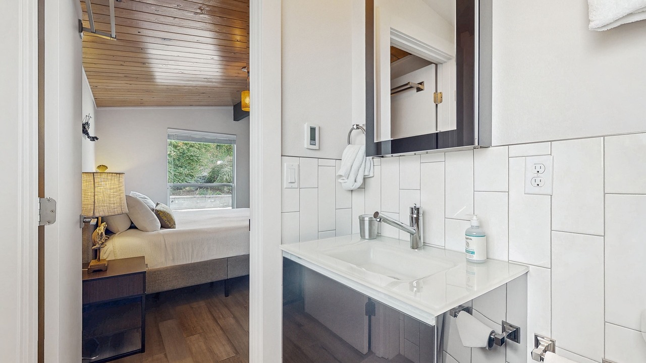 Photo of Bathroom in Retsil