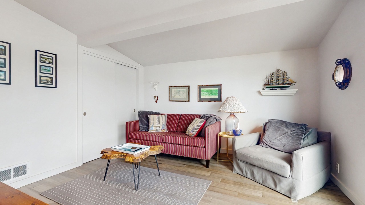Photo of Livingroom in Retsil