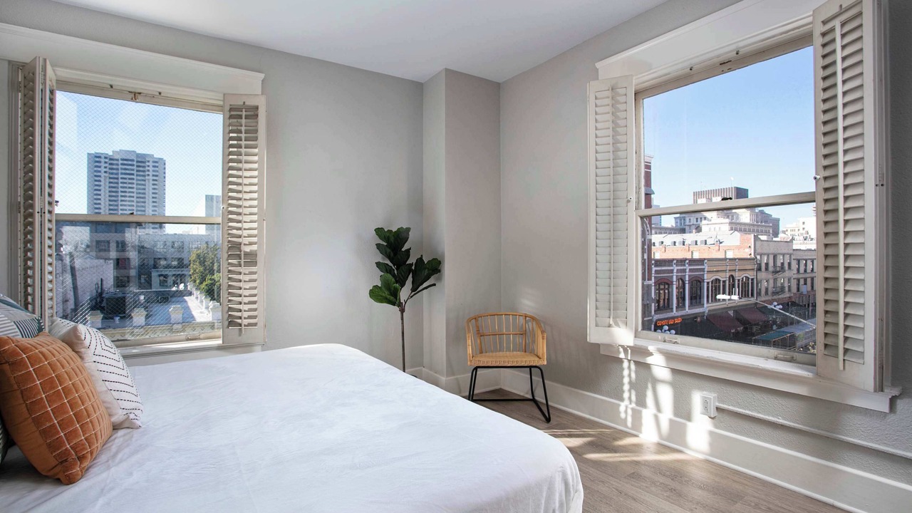 Photo of Bedroom in Gaslamp Quarter