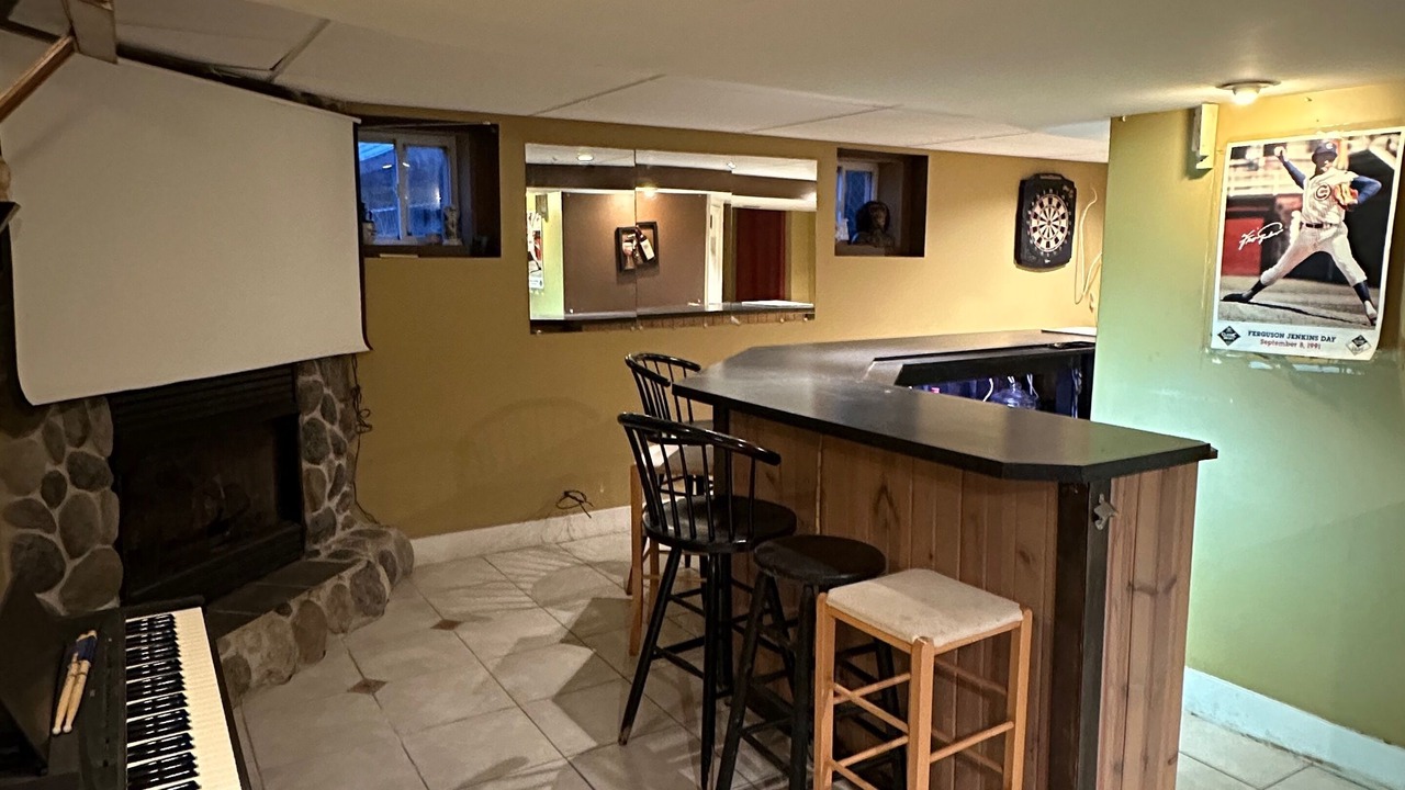 Photo of Others in Algonquin