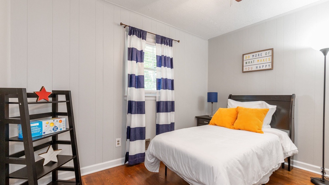 Photo of Bedroom in Smyrna