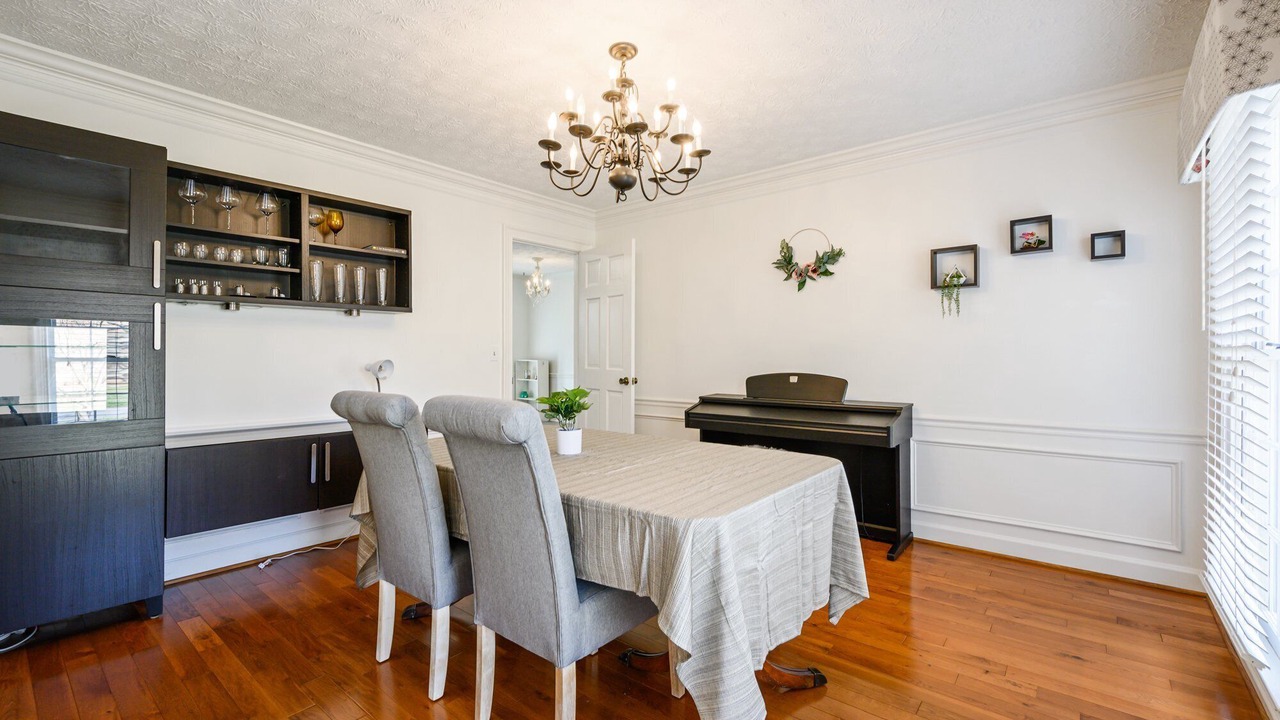 Photo of Others in Town Center