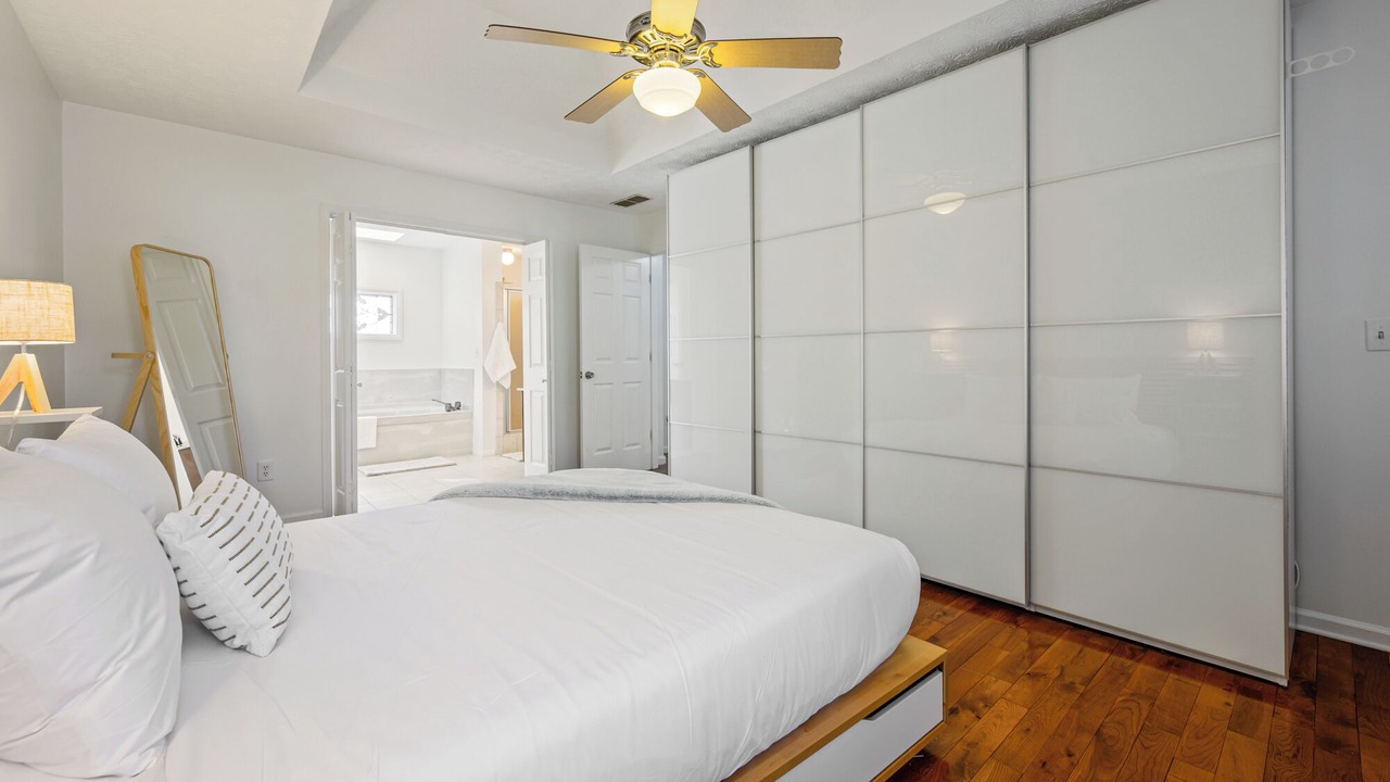 Photo of Bedroom in Town Center