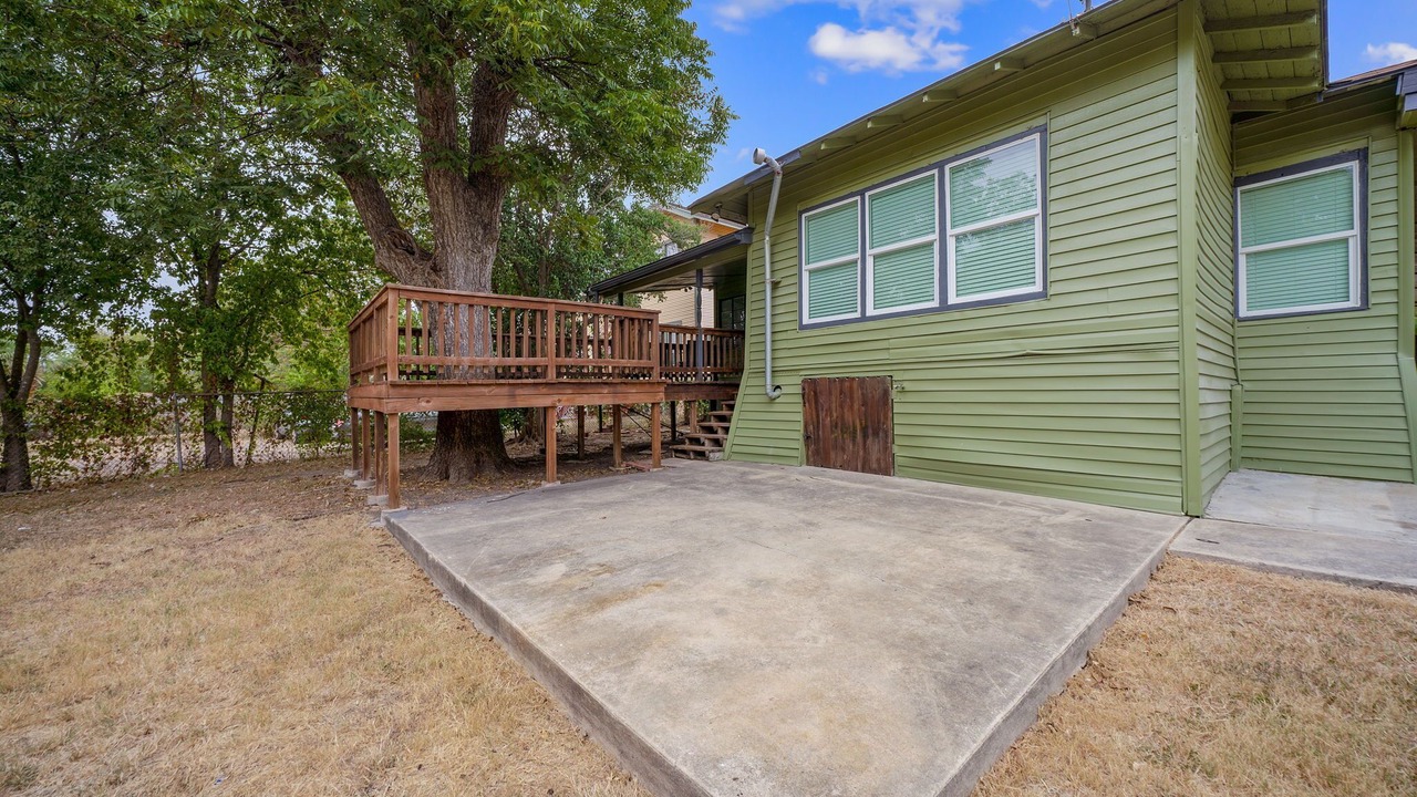 Photo of Outdoor in Highland Park