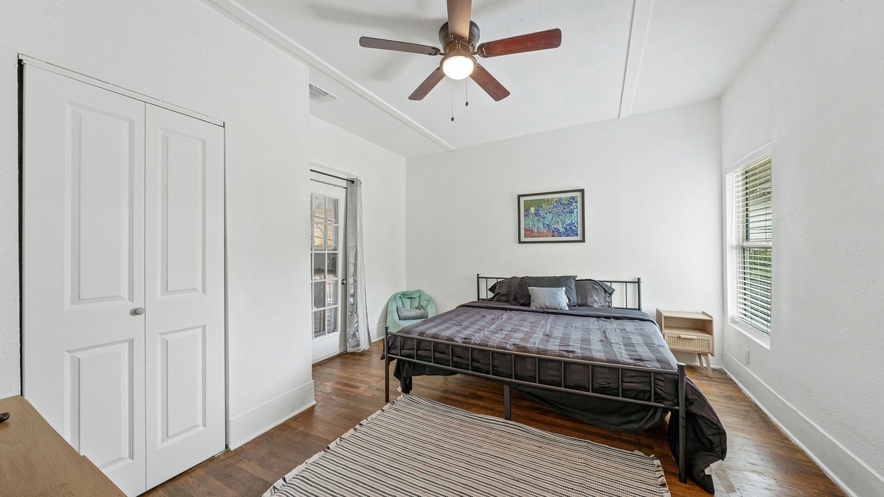 Photo of Bedroom in Highland Park