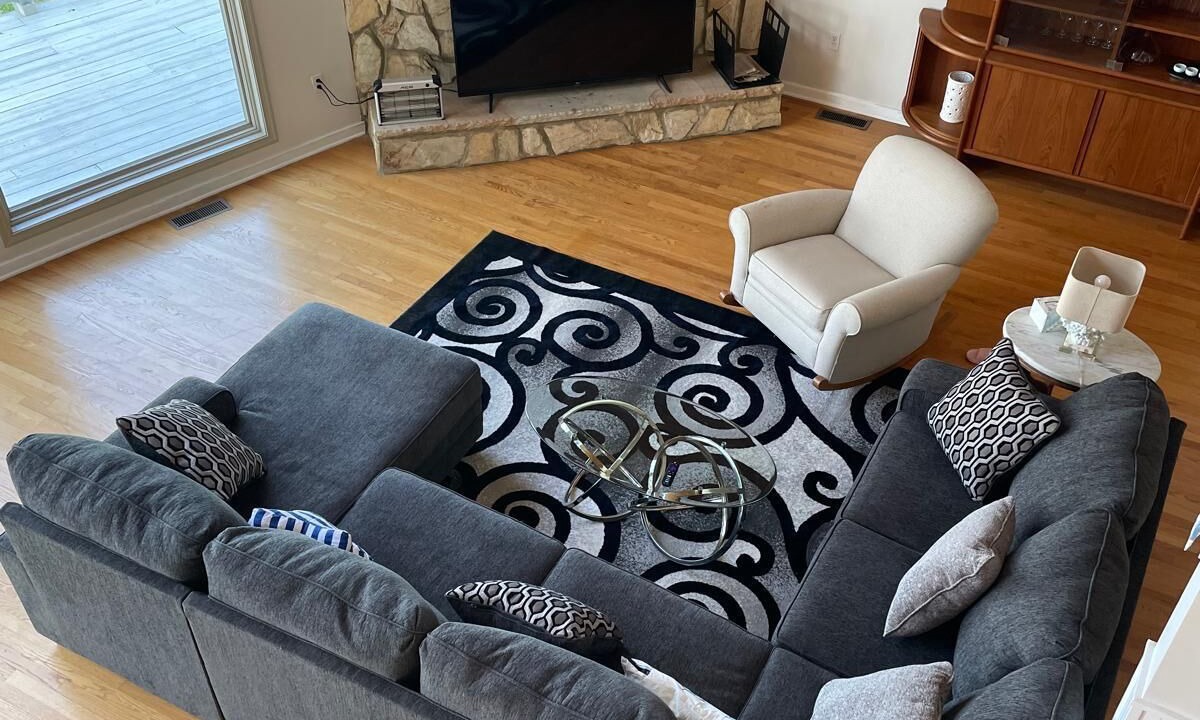 Photo of Livingroom in Edwardsville