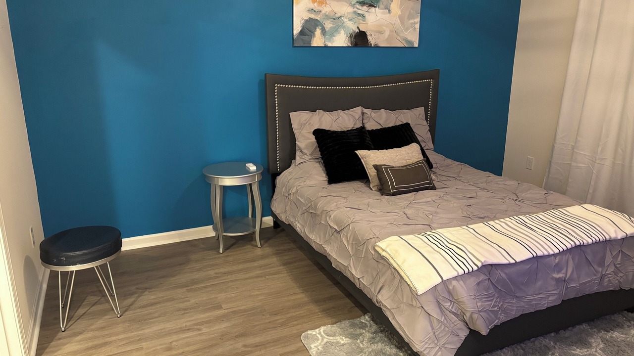 Photo of Bedroom in Southmont