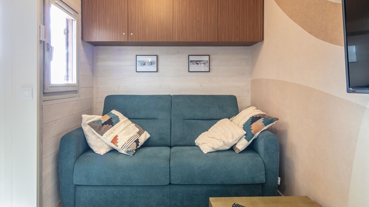 Photo of Livingroom in Eclose-Est