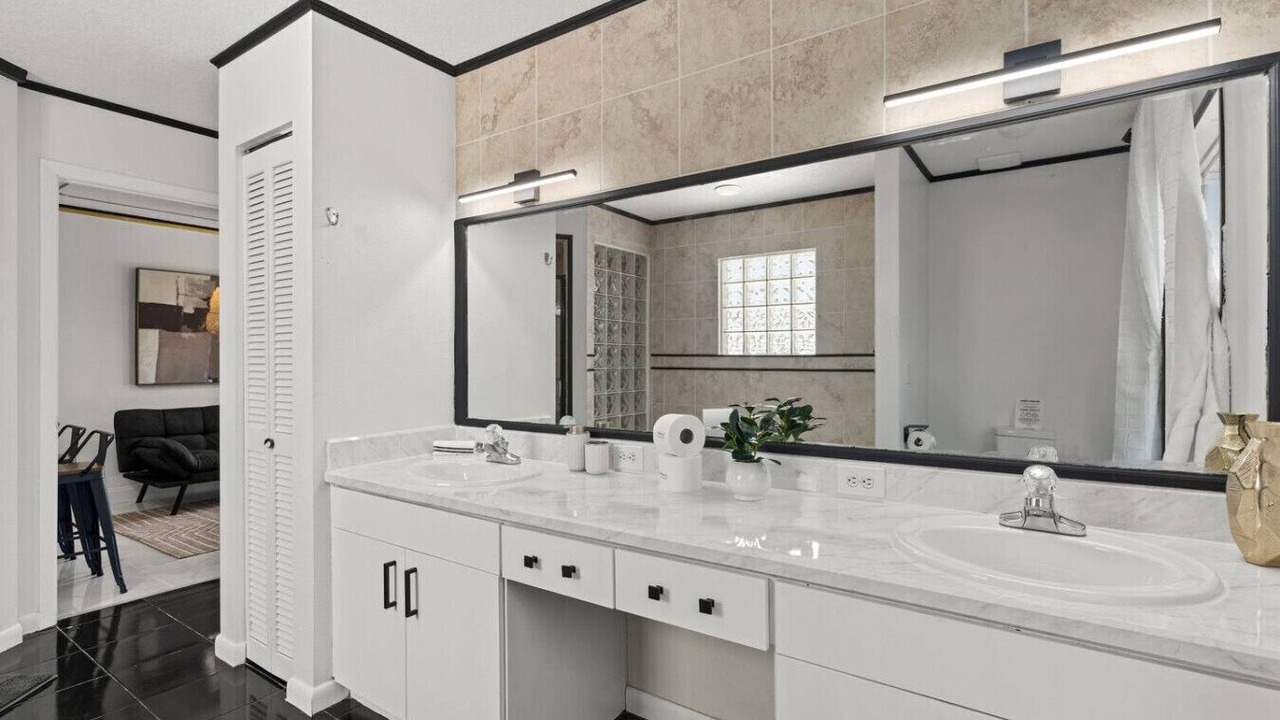 Photo of Bathroom in Bay Crest Park