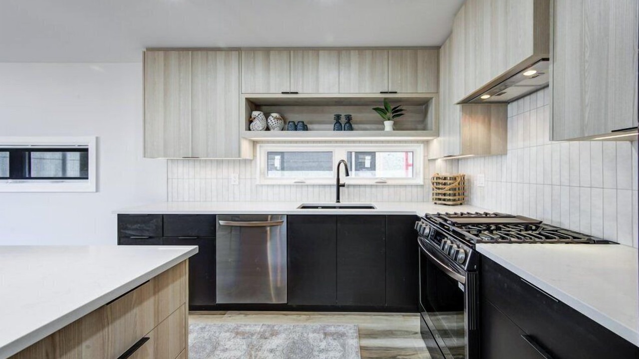 Photo of Kitchen in Grand Bend